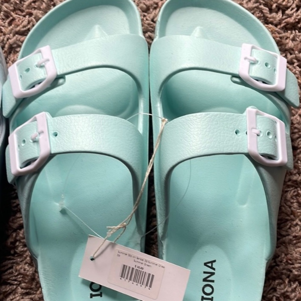 Sandals - Picture 2 of 3